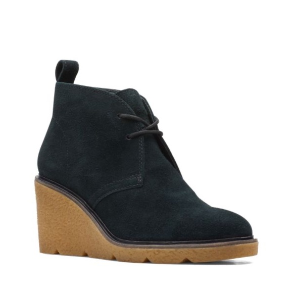 Clarks Clarkford DBT Black Suede Chukka Ankle Boots Leather Wedge heel Booties 7 - Picture 2 of 16